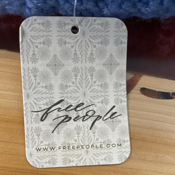 NWT Free People Soft Blue Knit Chunky Beanie - Picture 3 of 5